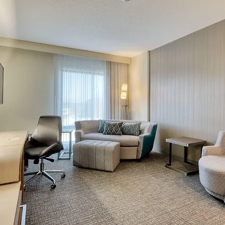 Courtyard By Marriott Southington-2