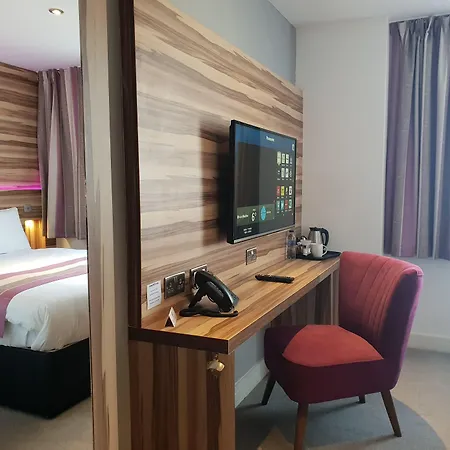 Escape Hotel-2