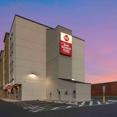 Best Western Plus Philadelphia-Pennsauken Hotel-3