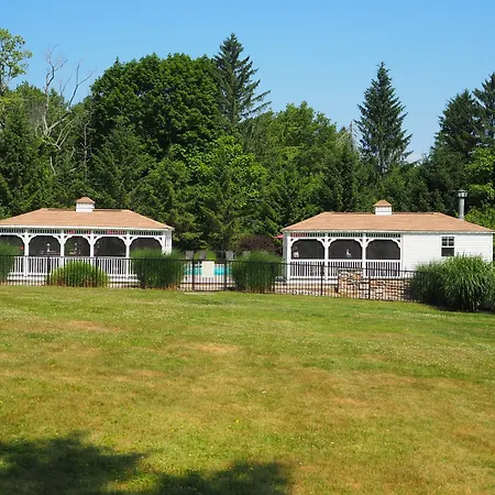 Woodfield Manor - A Sundance Vacations Property-2