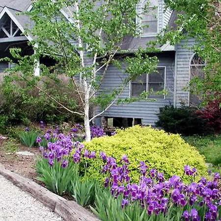 The Garden Inn Bed & Breakfast At Bee Rock-3