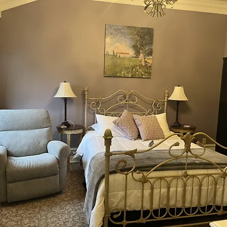 Abbey House Inn (Adults Only)-2
