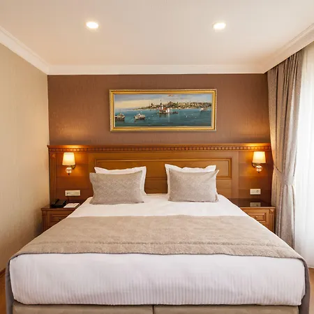 Royan Suites-3