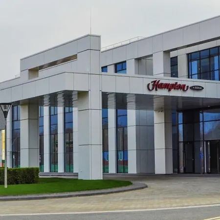 Hampton By Hilton Brest-2