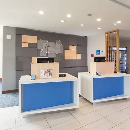 Holiday Inn Express & Suites - Auburn By Ihg-3