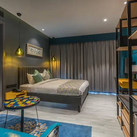 Hotel B Plus L-2