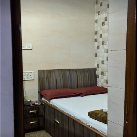 Ajanta Hotel 100 Mtrs Railway Station & 400 Mtrs Dargah-2