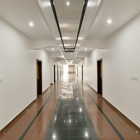 Hotel O Aar Palmyra Regency-3