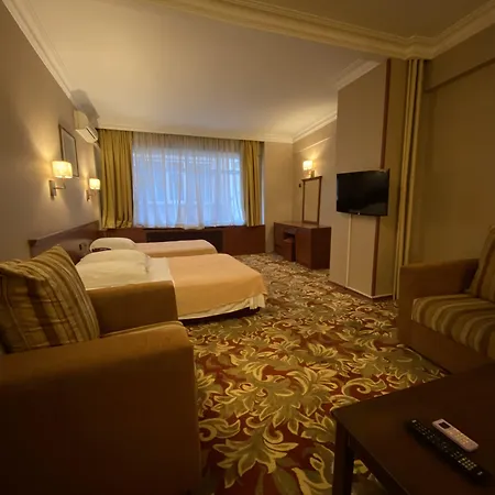 Hotel Monopol-2