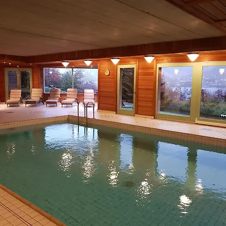Le Manoir Au Lac-3