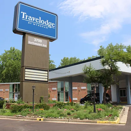 Travelodge By Wyndham Water'S Edge Hotel - Racine-2