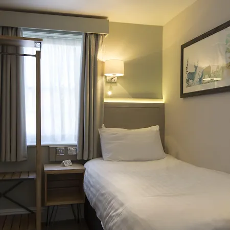 Green Dragon, Welton By Marston'S Inns-2
