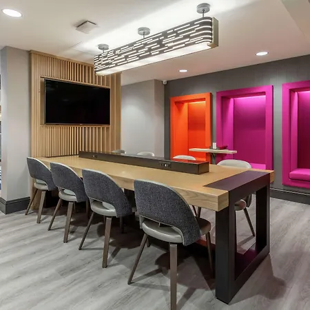 Hampton Inn Oakland Downtown-City Center-3