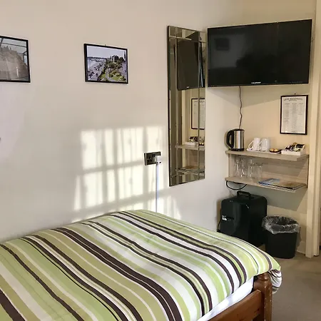 Philbeach Guest House-3