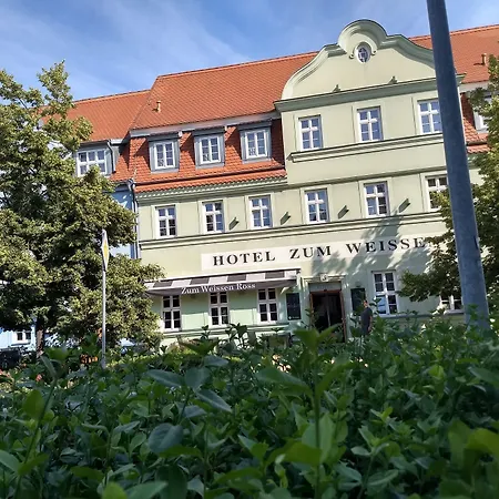 Hotel Zum Weissen Ross-3