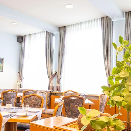 Hotel Kelkheimer Hof-2