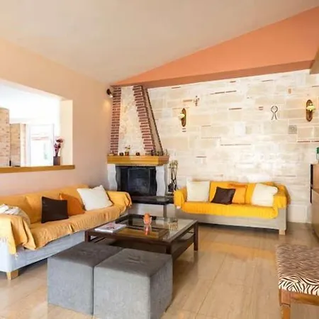 Daniel Hotel (Adults Only)-3