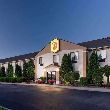 Super 8 By Wyndham Goshen-2