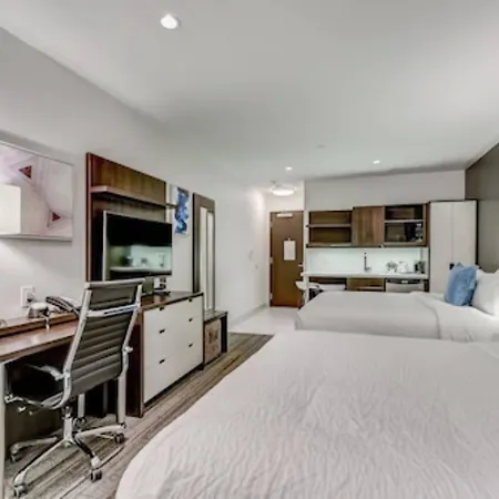 Est Hotel-2