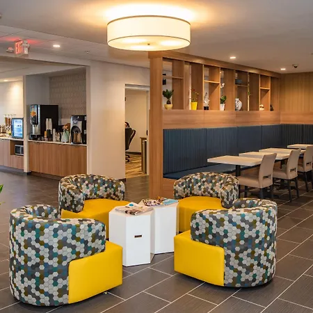 Microtel Inn & Suites By Wyndham Carlisle-2
