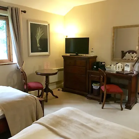 Camden Arms Hotel-3