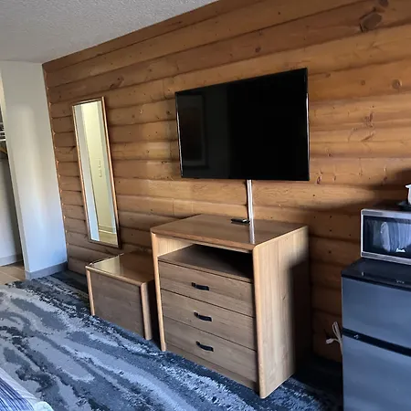 Cozy House Inn & Suites By Marifah-2
