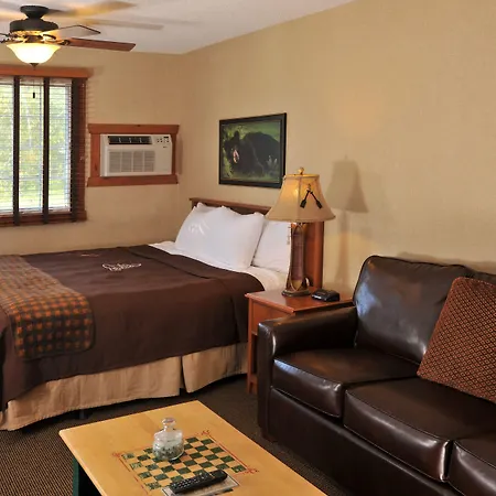 Boarders Inn & Suites By Cobblestone Hotels In Waukon-2