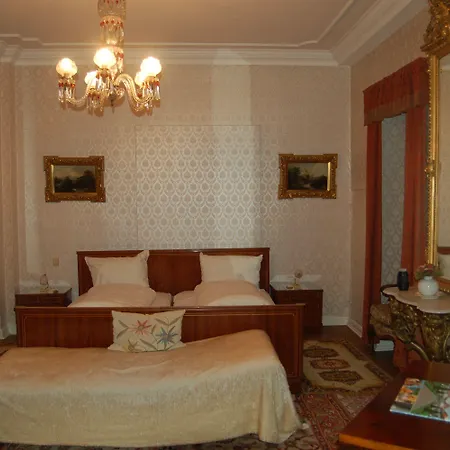 Hotel Villa Grunewald-3