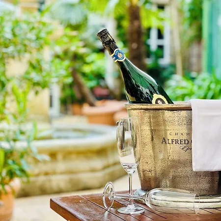 Garden Living - Boutique Hotel-2