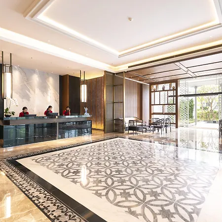 Ramada Plaza By Wyndham Chao Fah Phuket-3