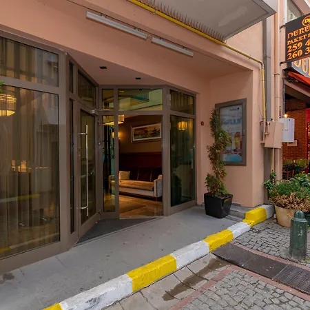 Feri Suites-2