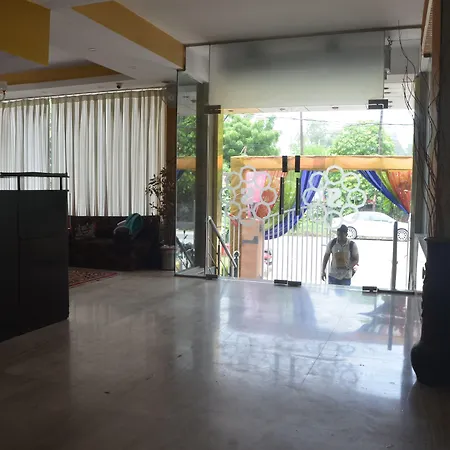 Hotel Samrat Kaushambi-3