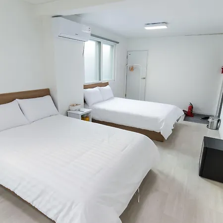 Kpop Haus-2
