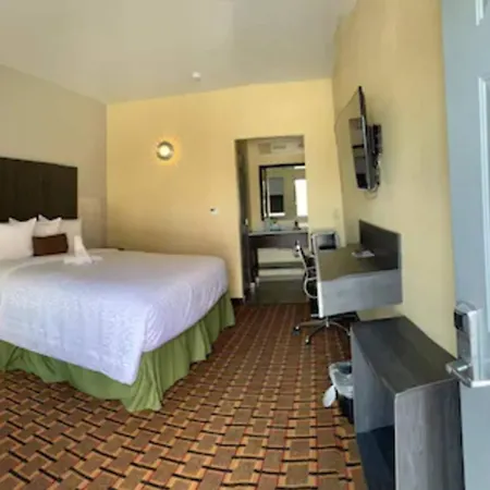 Homestay Inn & Suites Edinburg-3