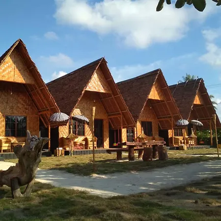 Madu Tiga Beach & Resort-3
