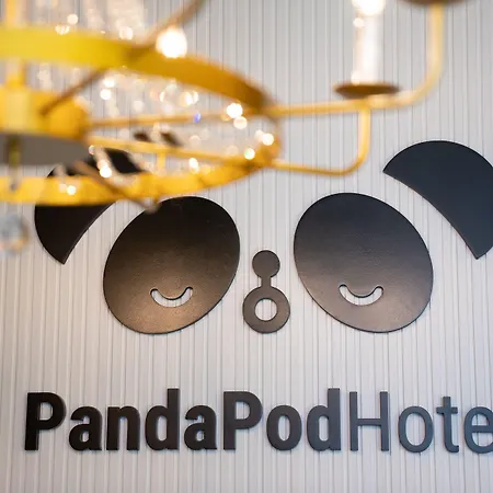 Panda Pod Hotel-3