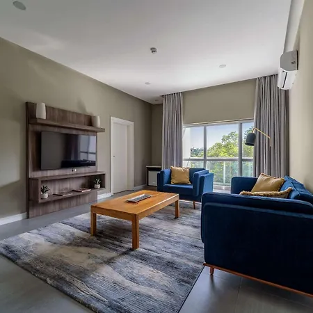 Central Hotel Ridge-2