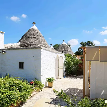 Trulli Del Bosco-2