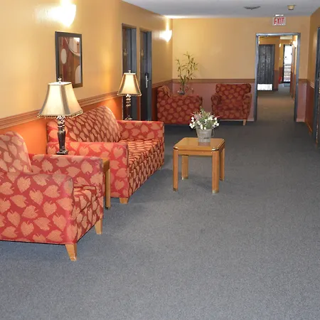 Burnsville Inn & Suites-3