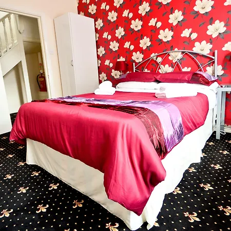 Lyndricks House-2