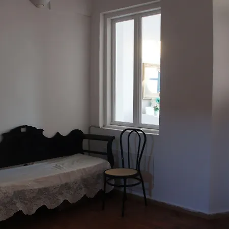 Marcos Rooms-3