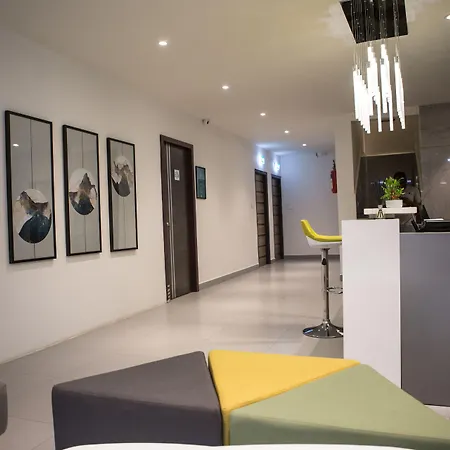 Capital O 36137 Vihaari 24 Business Hotel-2