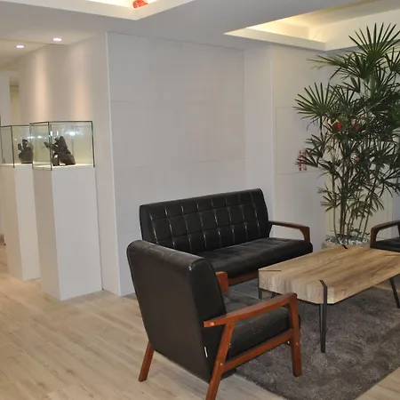 Apause Inn-3