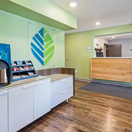 Woodspring Suites Davenport Quad Cities-3