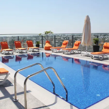 Sky Roof Hotel-2