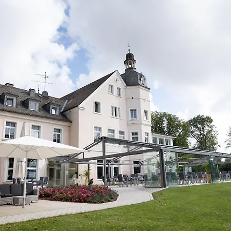 Hotel Haus Delecke-3