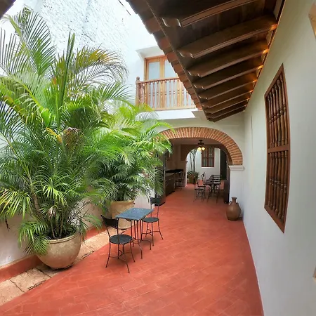 Columbus House Hotel-2