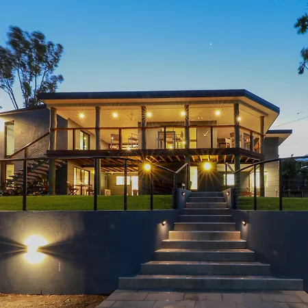 Airlie Guest House-2