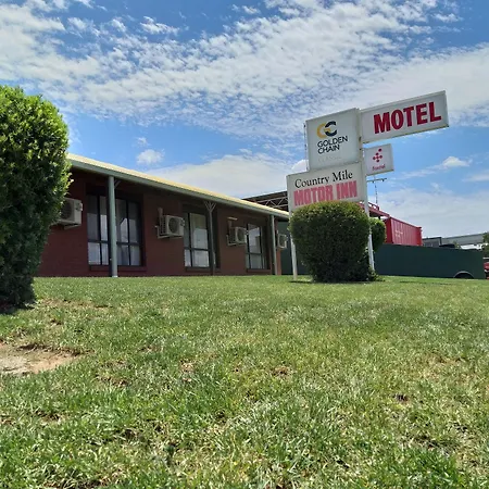 Country Mile Motor Inn-2