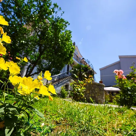 Rose Garden Hotel-3